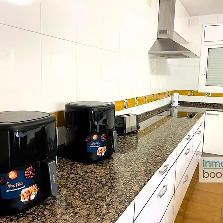 Holiday home Mediterrania, Con Piscina Y Barbacoa *