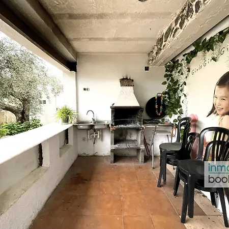 Nyaraló Mediterrania, Con Piscina Y Barbacoa